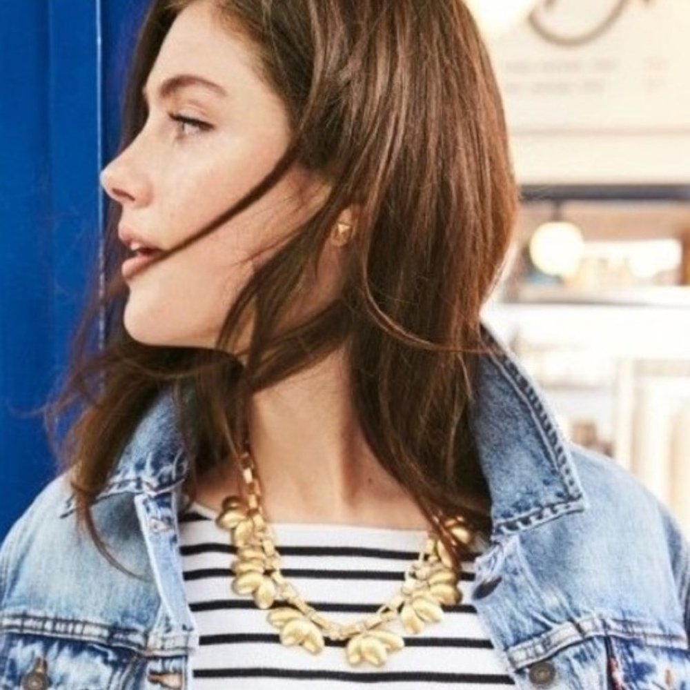 Stella & Dot Gold Statement Necklace - Picture 6 of 7
